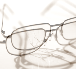óculos desfocado